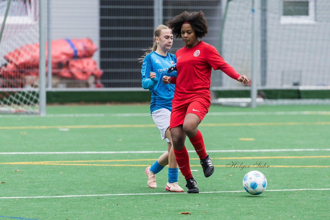 Bild 301 - wBJ VfL Pinneberg - Eimsbuettler TV2 : Ergebnis: 3:5